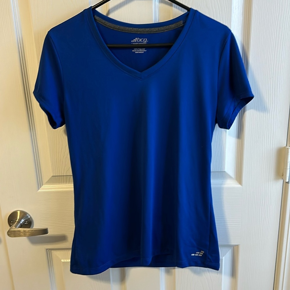 BCG Semi Fitted Med Blue Top
